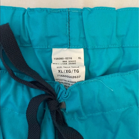 Aqua Dickies scrub set, size XL - Picture 3 of 4